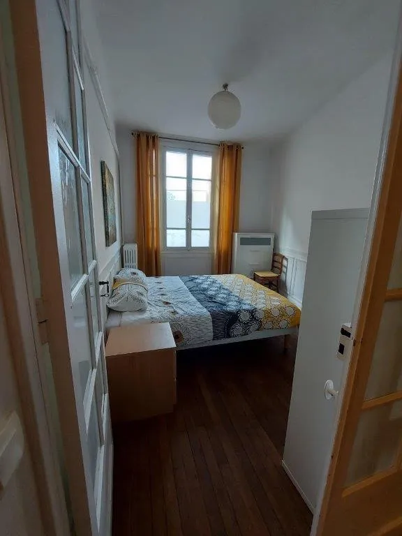 Appartement T2 à vendre, loué meublé à Versailles 