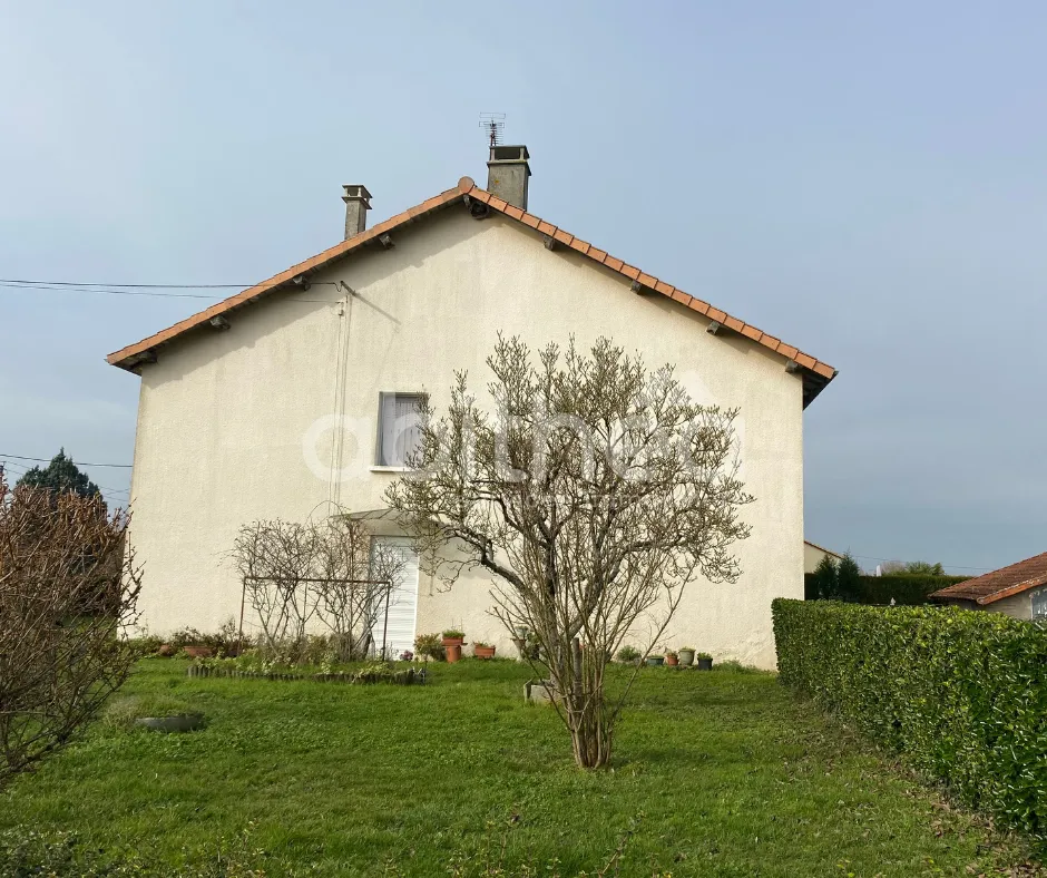 À vendre : Maison d'habitation de 145 m² à Genouillac 