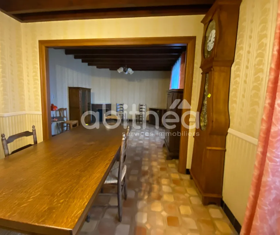 À vendre : Maison d'habitation de 145 m² à Genouillac 