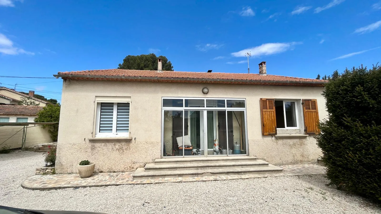 Vente Villa Sorgues 135 m² avec Jardin et Garage 