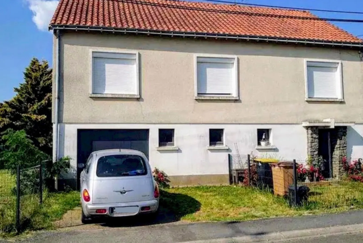 Maison à vendre proche Vihiers - 3 chambres et jardin 