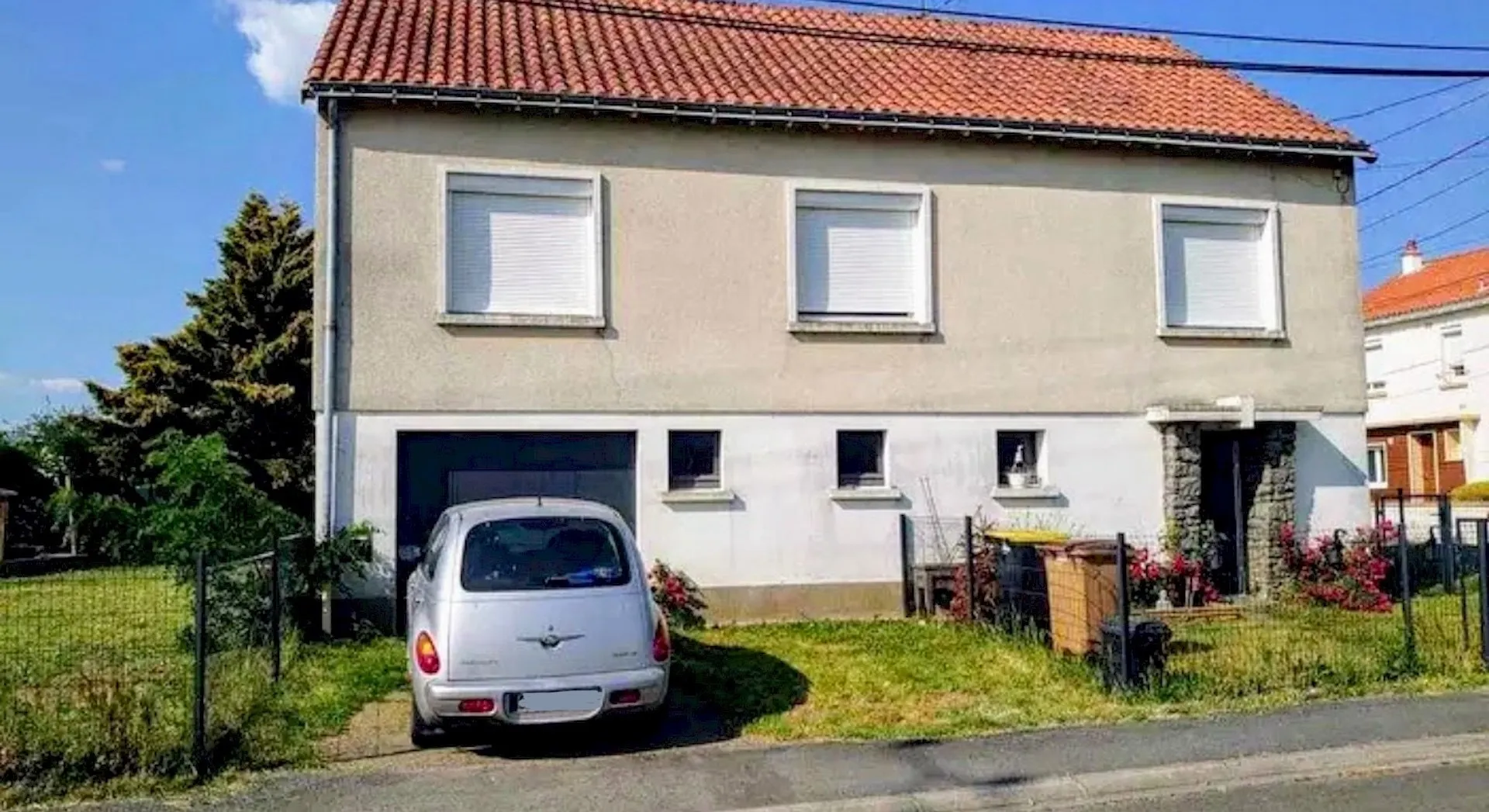 Maison à vendre proche Vihiers - 3 chambres et jardin 