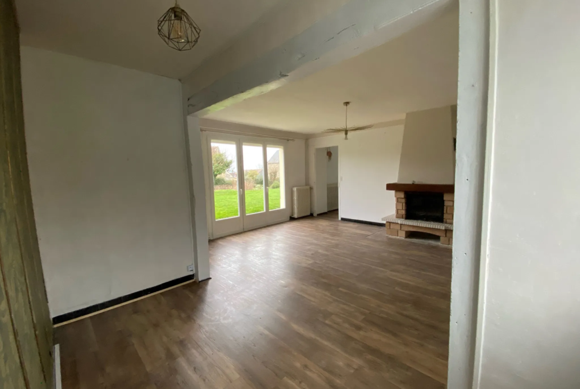 Maison de 116,65 m² à vendre à Heloup, 4 chambres et jardin 