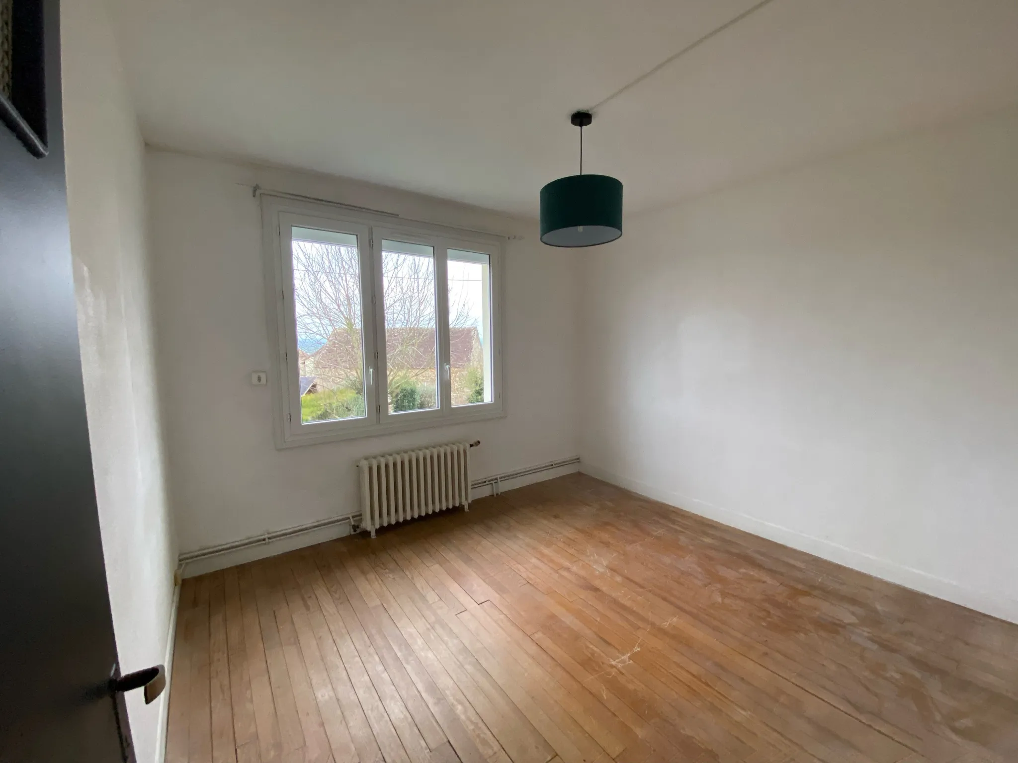 Maison de 116,65 m² à vendre à Heloup, 4 chambres et jardin 