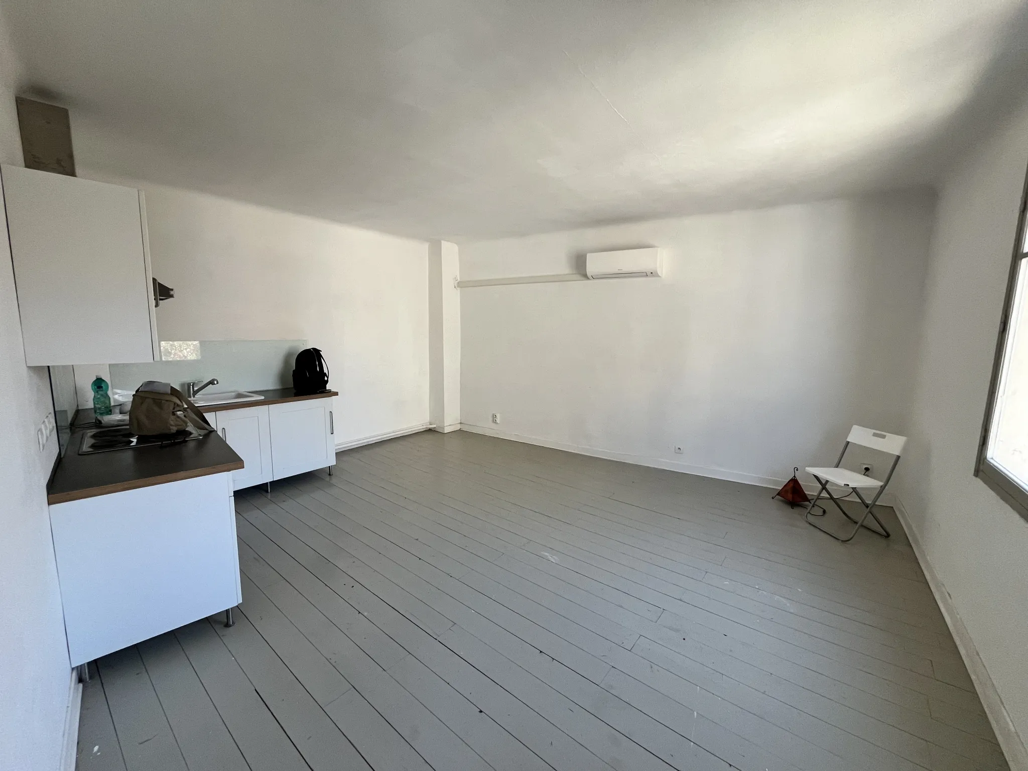 Charmante Maison de 75 m² au Cœur de Tarascon à Vendre 