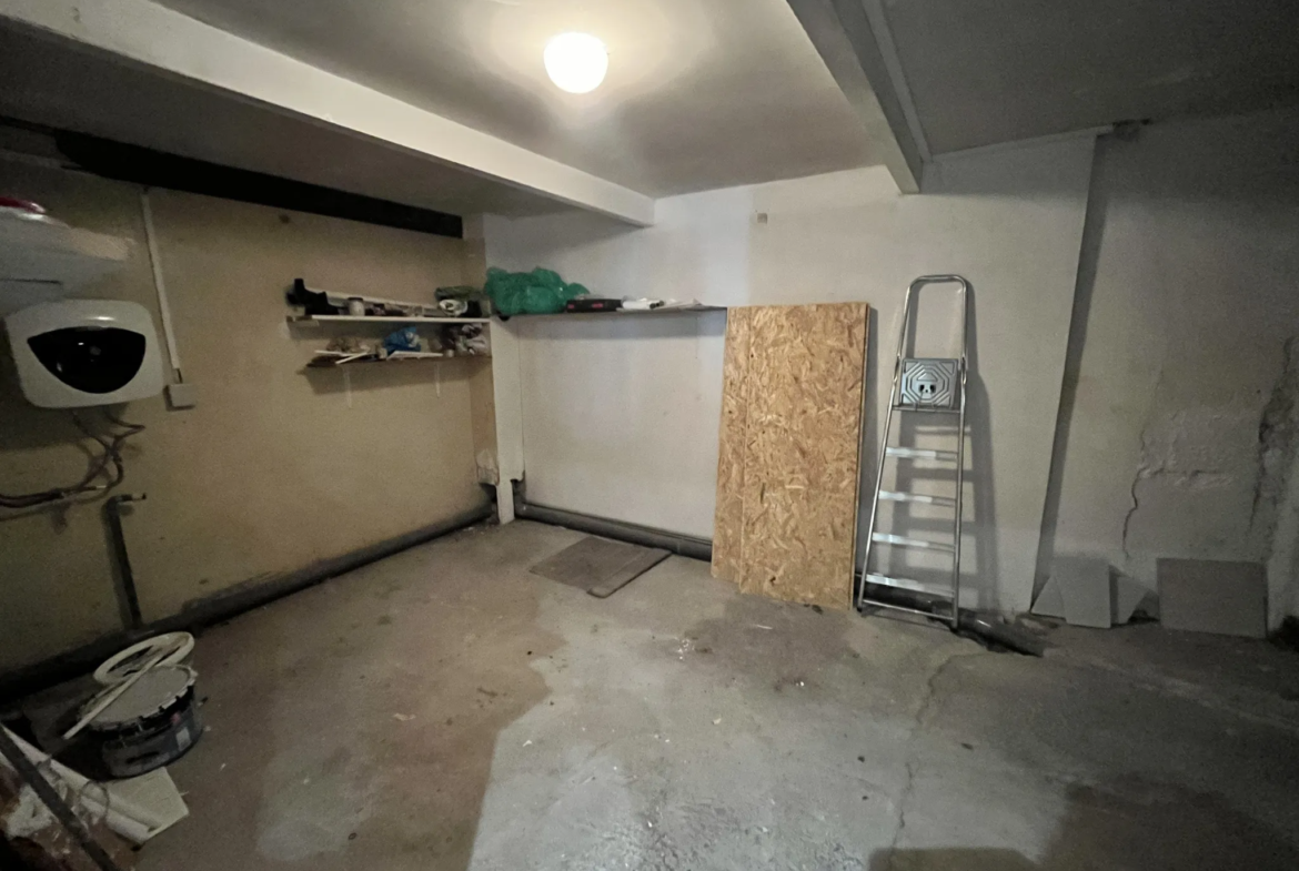 Charmante Maison de 75 m² au Cœur de Tarascon à Vendre 