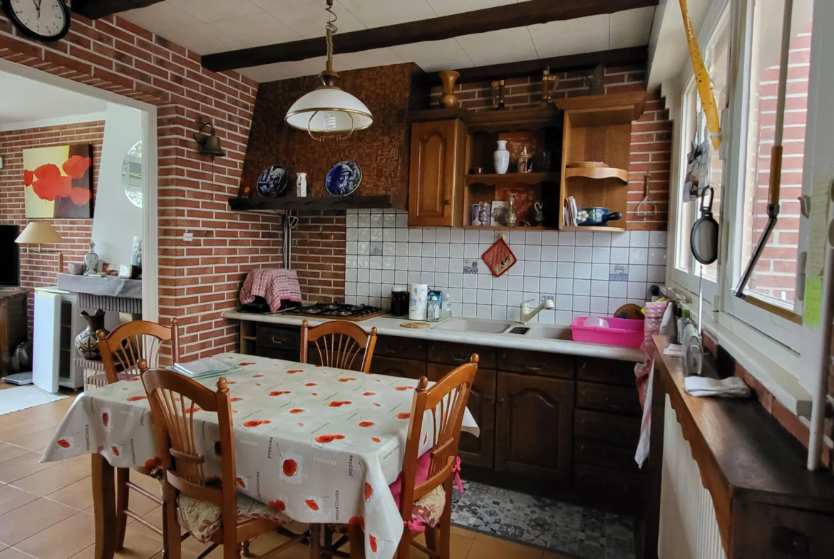 Maison Familiale Semi- Individuelle à Salomé à Vendre 