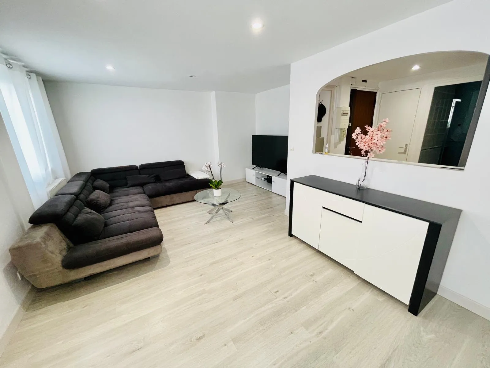 À vendre : Appartement T5 rénové à Grenoble - 79 m² 