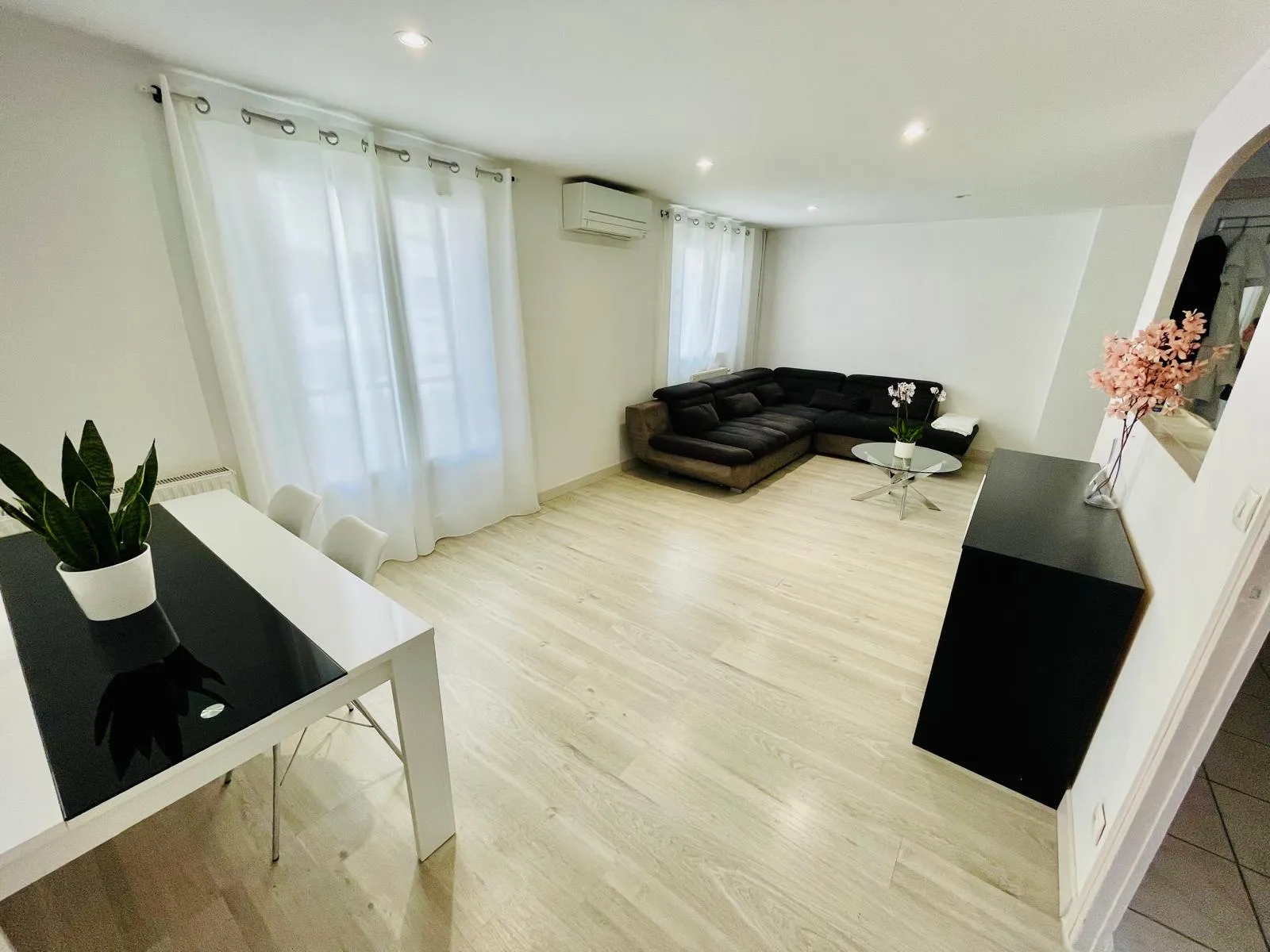 À vendre : Appartement T5 rénové à Grenoble - 79 m² 