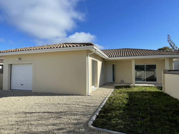 Pavillon contemporain à vendre à Châteaubernard, trois chambres