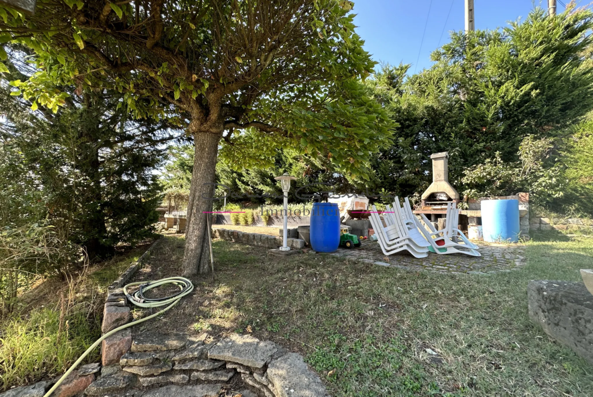 Maison individuelle avec terrain à Saint Symphorien de Lay 