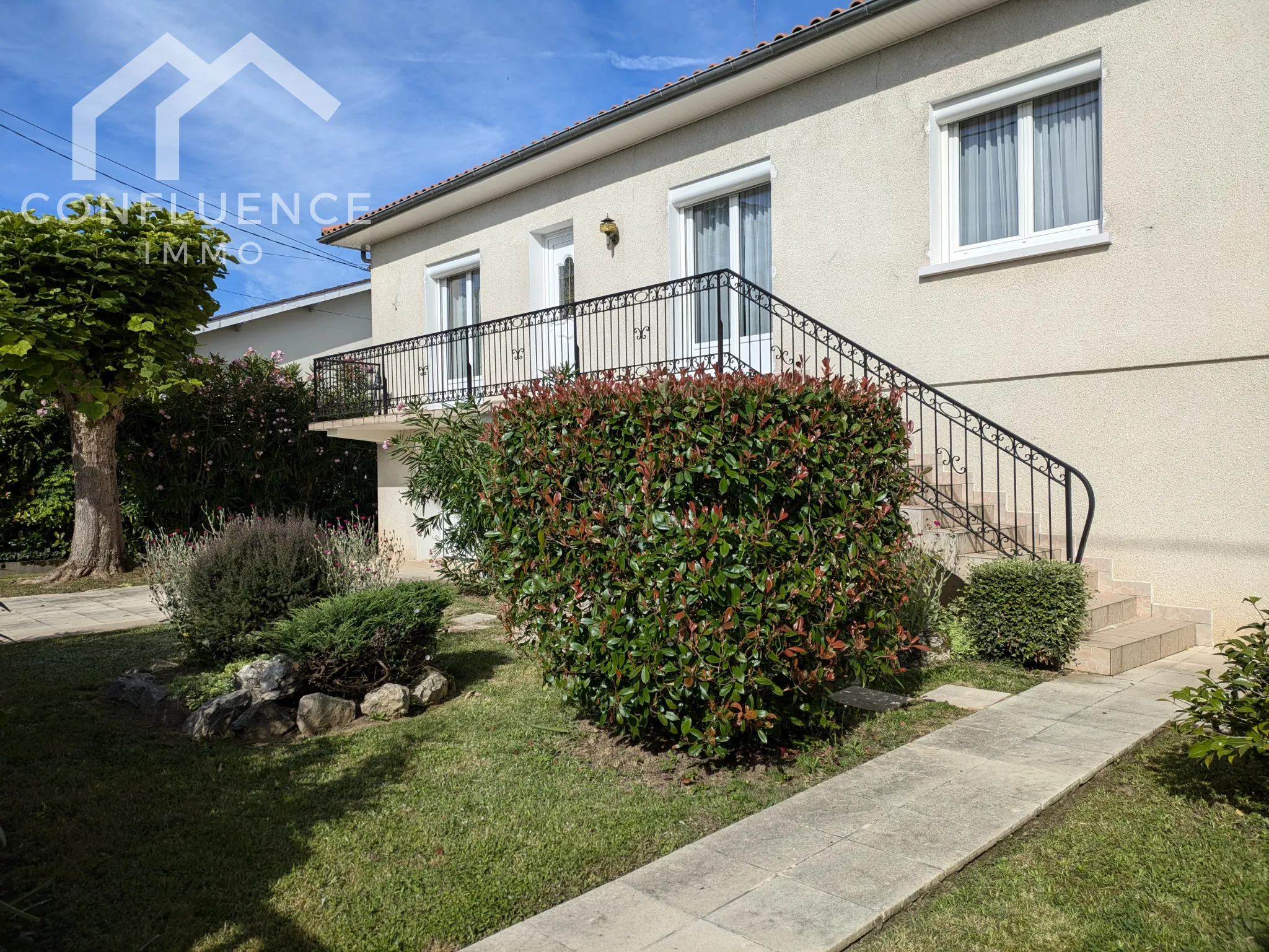 Maison familiale sur deux niveaux à Villeneuve sur Lot 