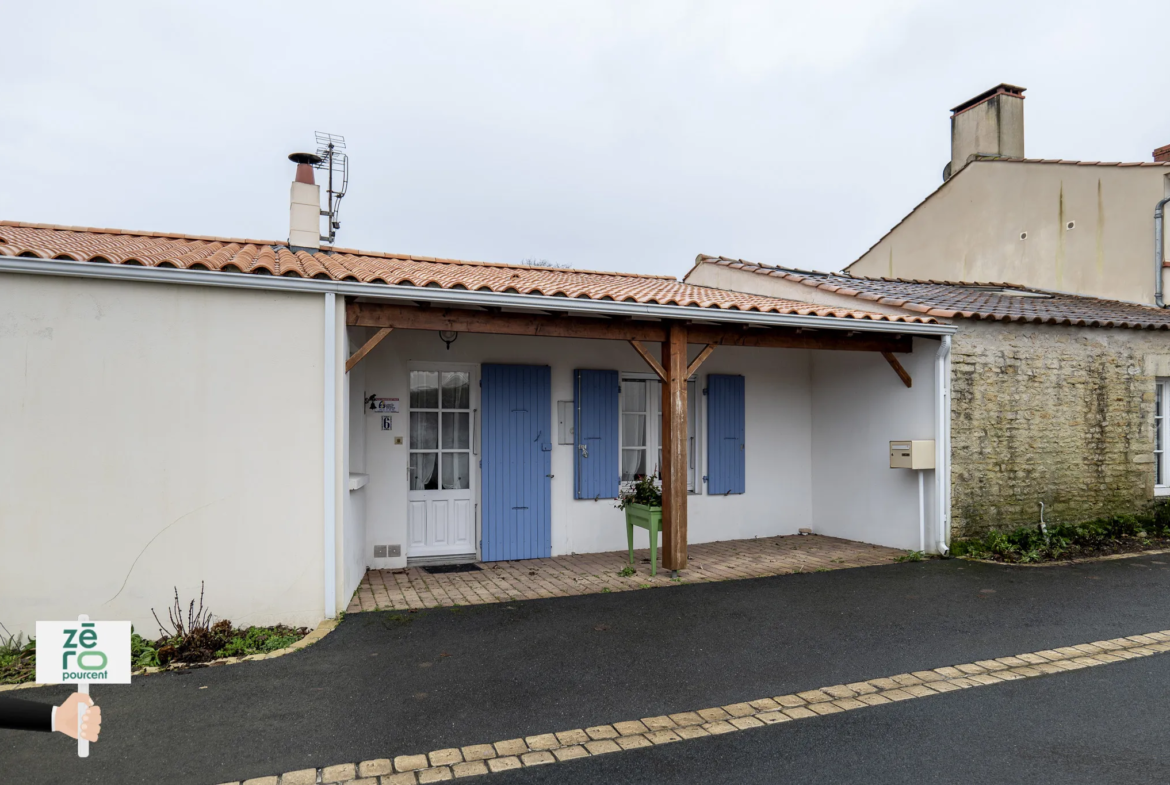 Maison à Sainte-Radégonde-des-Noyers - 3 Chambres et Jardin Arboré 