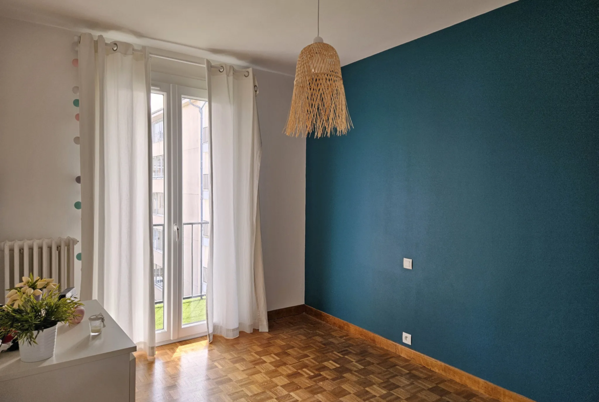 Appartement T4 avec vue dégagée à Rodez - Quartier Sens Unique 