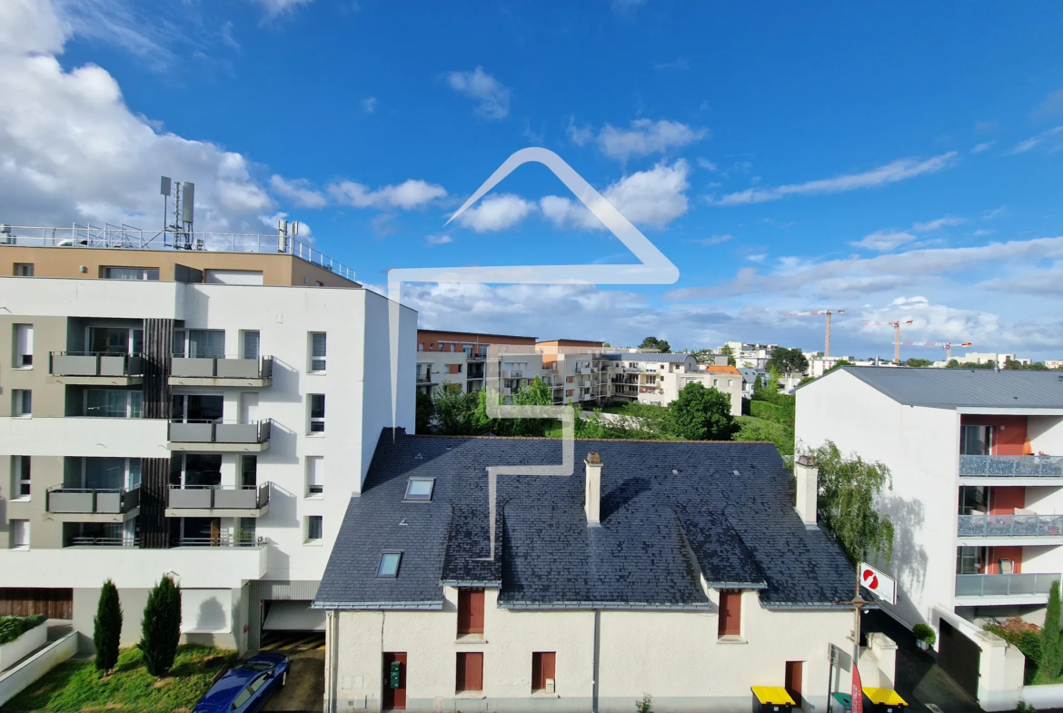 Appartement T3 lumineux de 56m² à Nantes - Dernier étage 