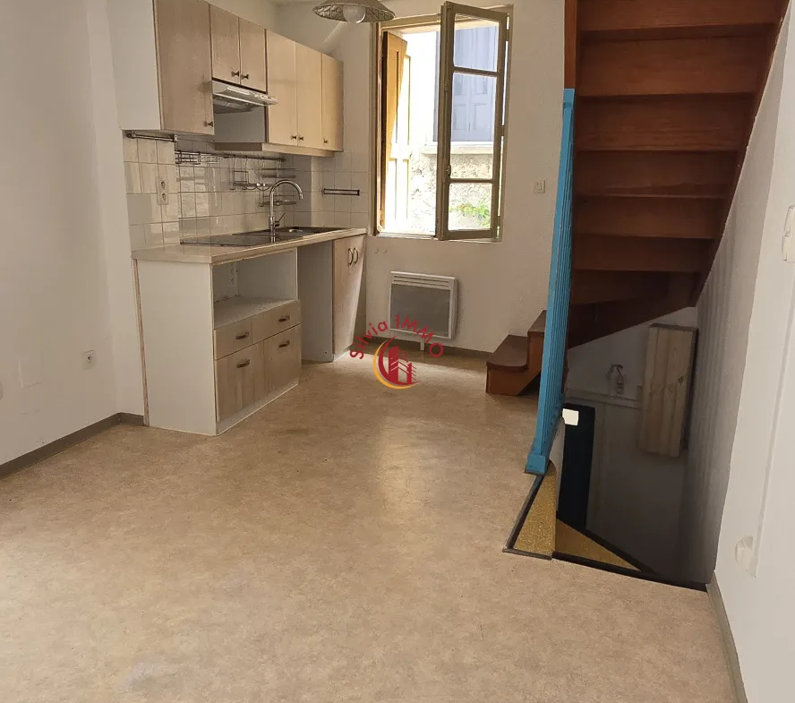 À Vendre : Maison de Village avec Terrasse à Estagel 