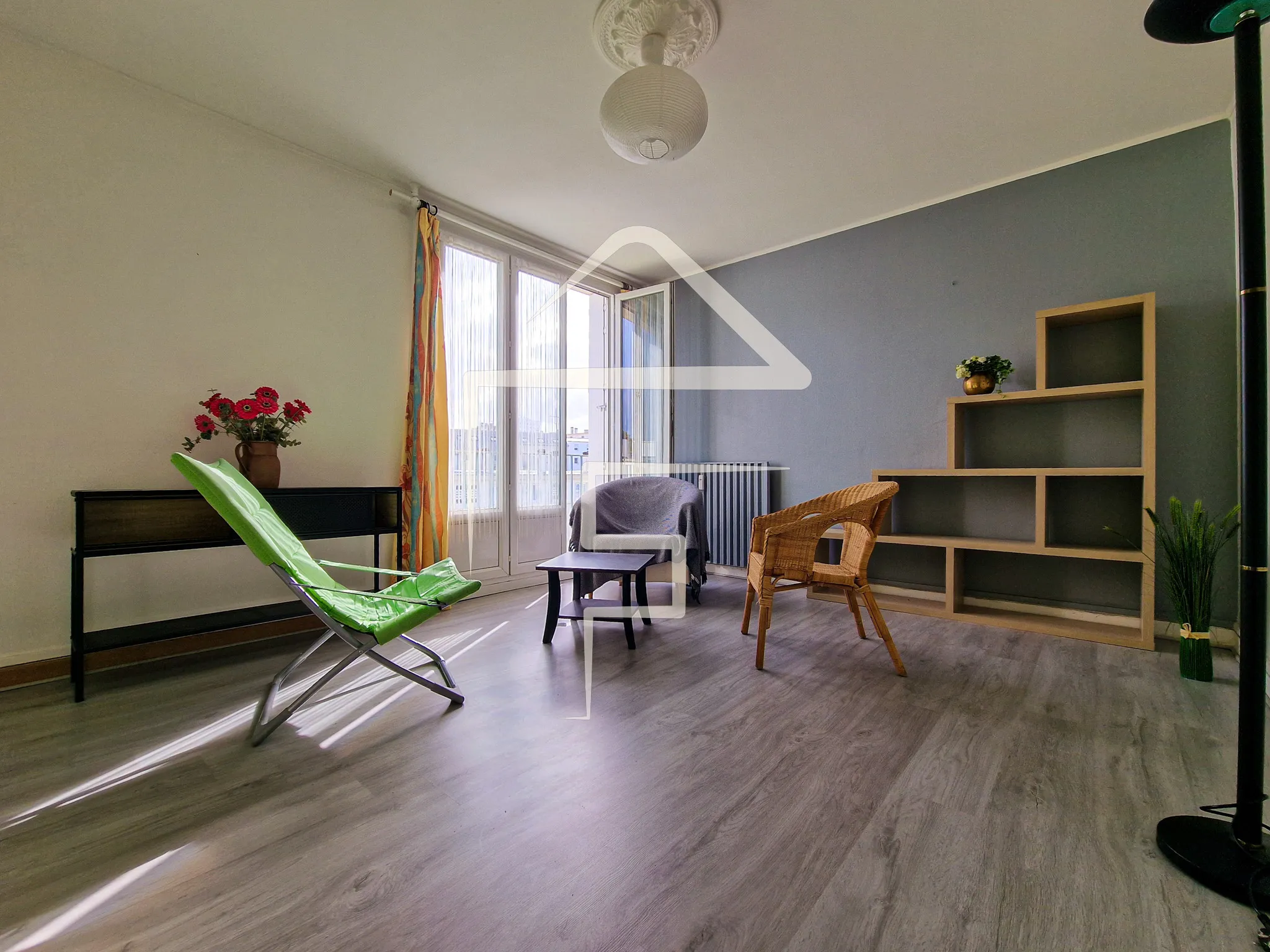 Appartement T3 lumineux de 56m² à Nantes - Dernier étage 