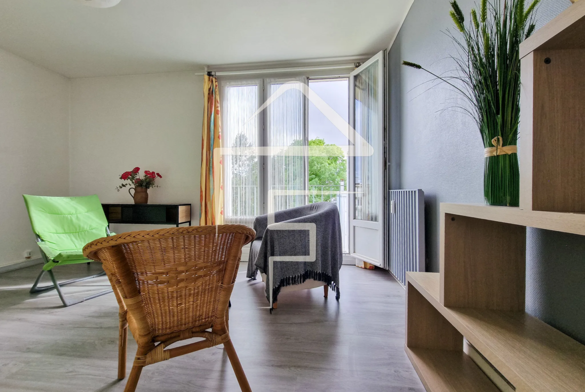 Appartement T3 lumineux de 56m² à Nantes - Dernier étage 