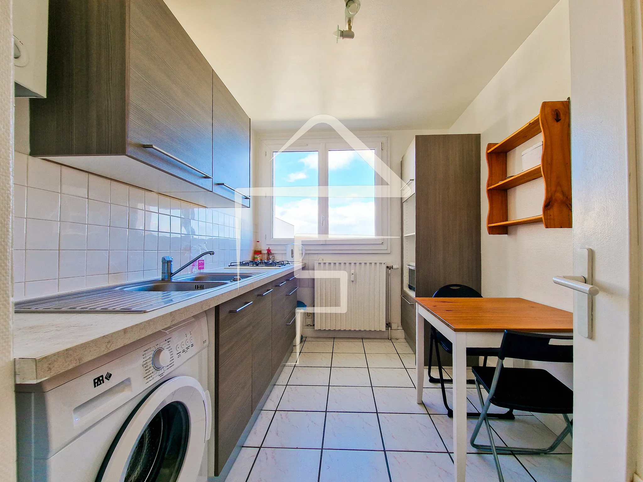 Appartement T3 lumineux de 56m² à Nantes - Dernier étage 