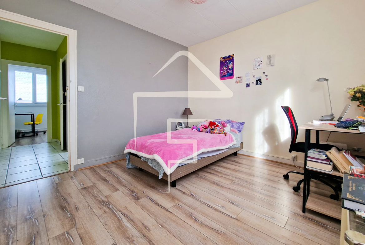 Appartement T3 lumineux de 56m² à Nantes - Dernier étage 