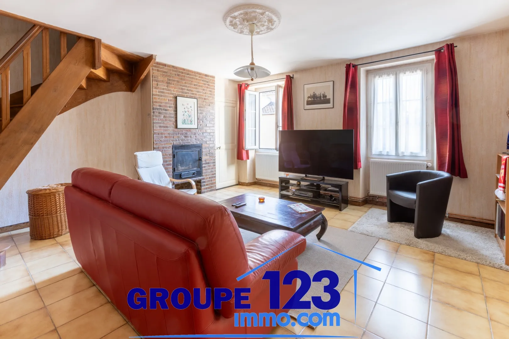 Maison à vendre à Auxerre - 126 m² avec 3 chambres et garage 