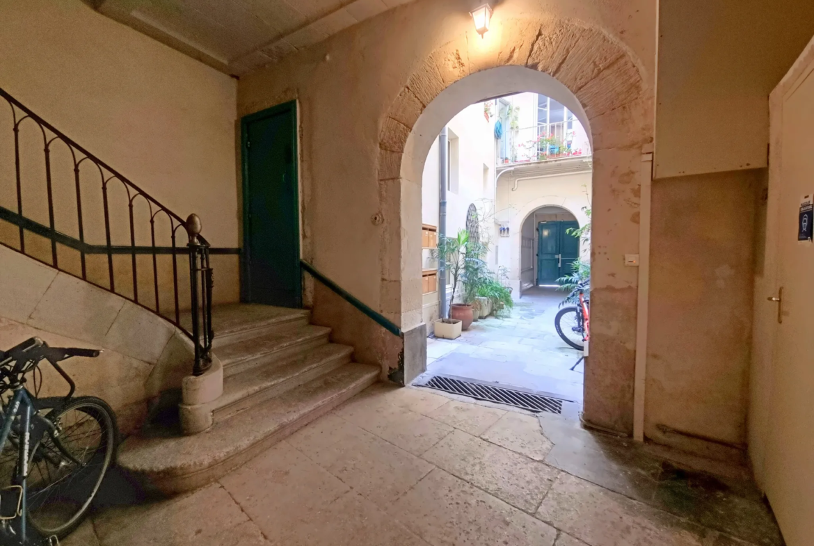 Appartement T3 à vendre dans le quartier Préfecture de Montpellier 