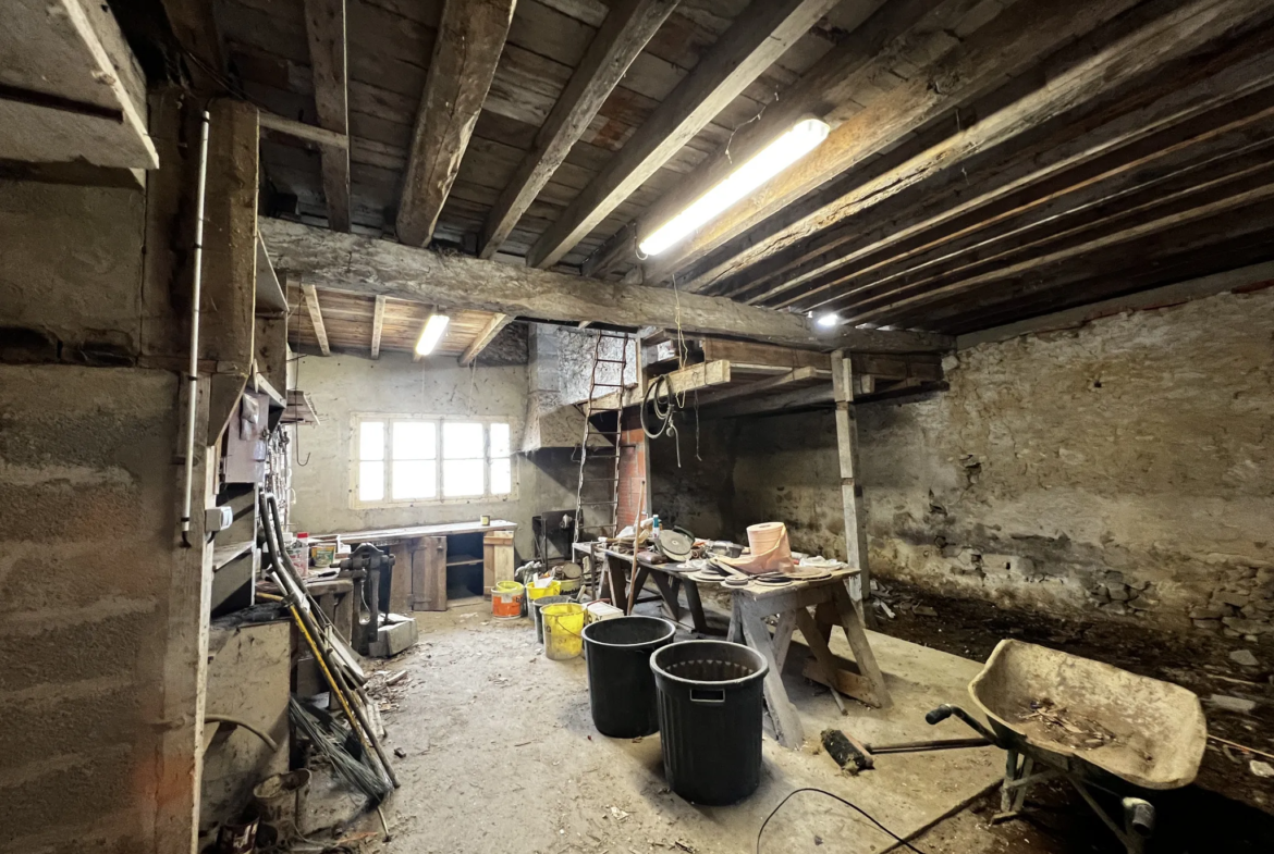 Ancien séchoir et grange à transformer en habitations à Bazas 