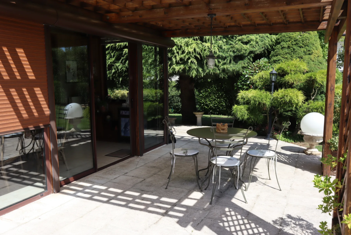 Maison avec beau jardin à vendre à Autun 