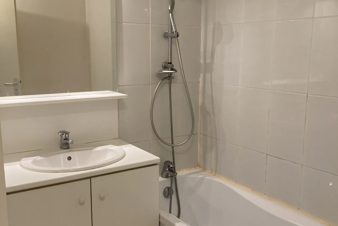 À vendre - Appartement T2 de 43.22 m² à Castillon la Bataille (33350) 