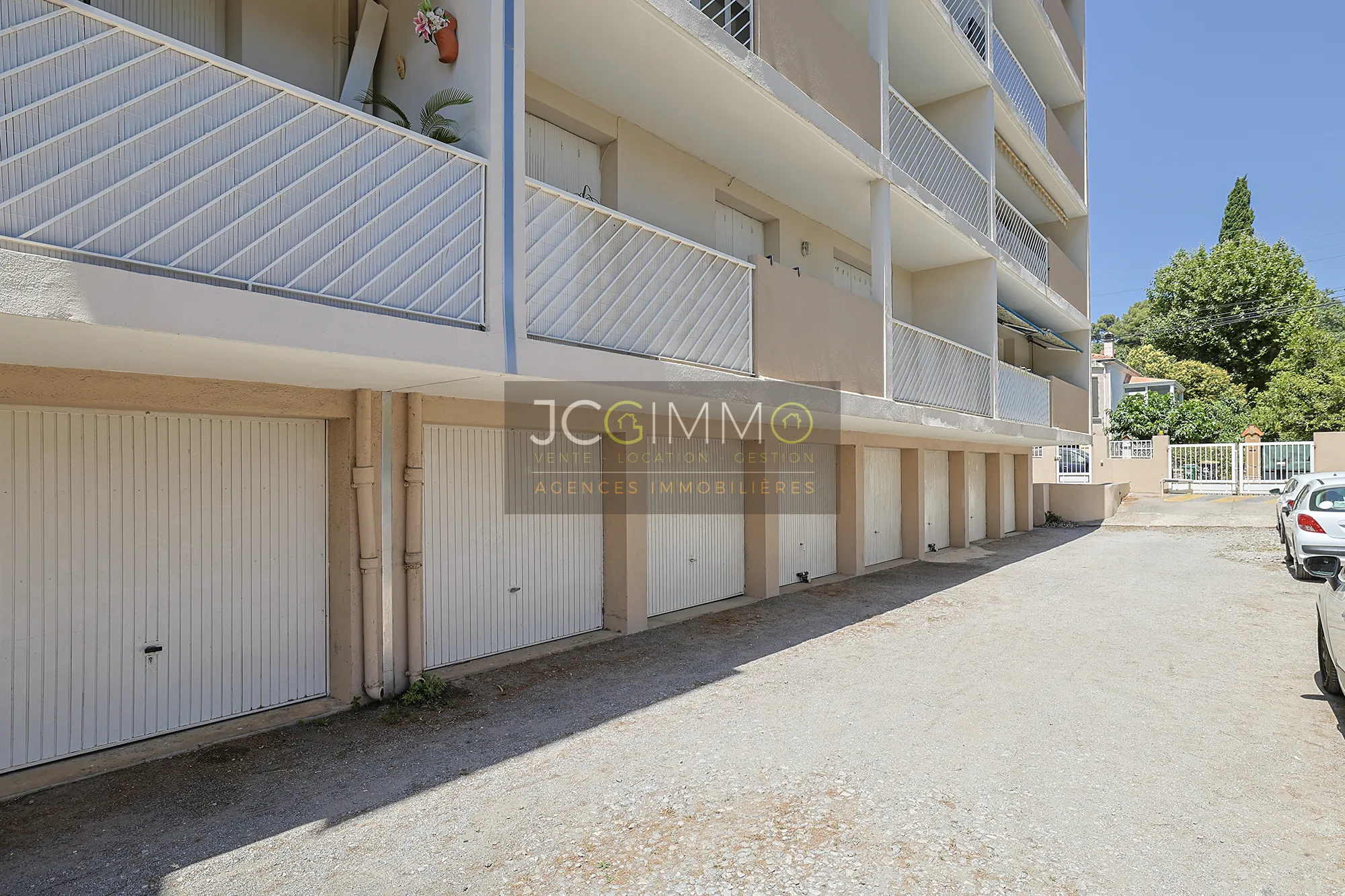 Toulon : Appartement T4 de 80 m2 en cœur de quartier avec garage et cave 