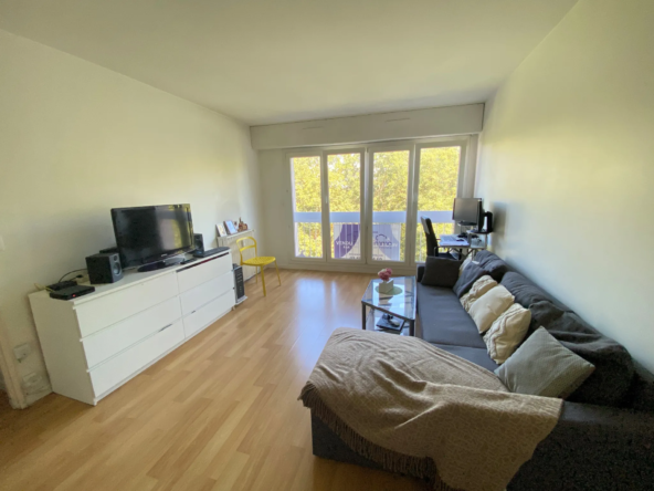 À vendre : Appartement 2 pièces lumineux à Evry