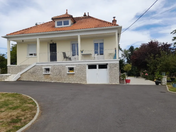 Maison traditionnelle de 80 m² à Savignac Lédrier