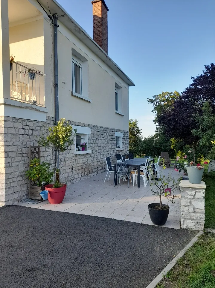 Maison traditionnelle de 80 m² à Savignac Lédrier 