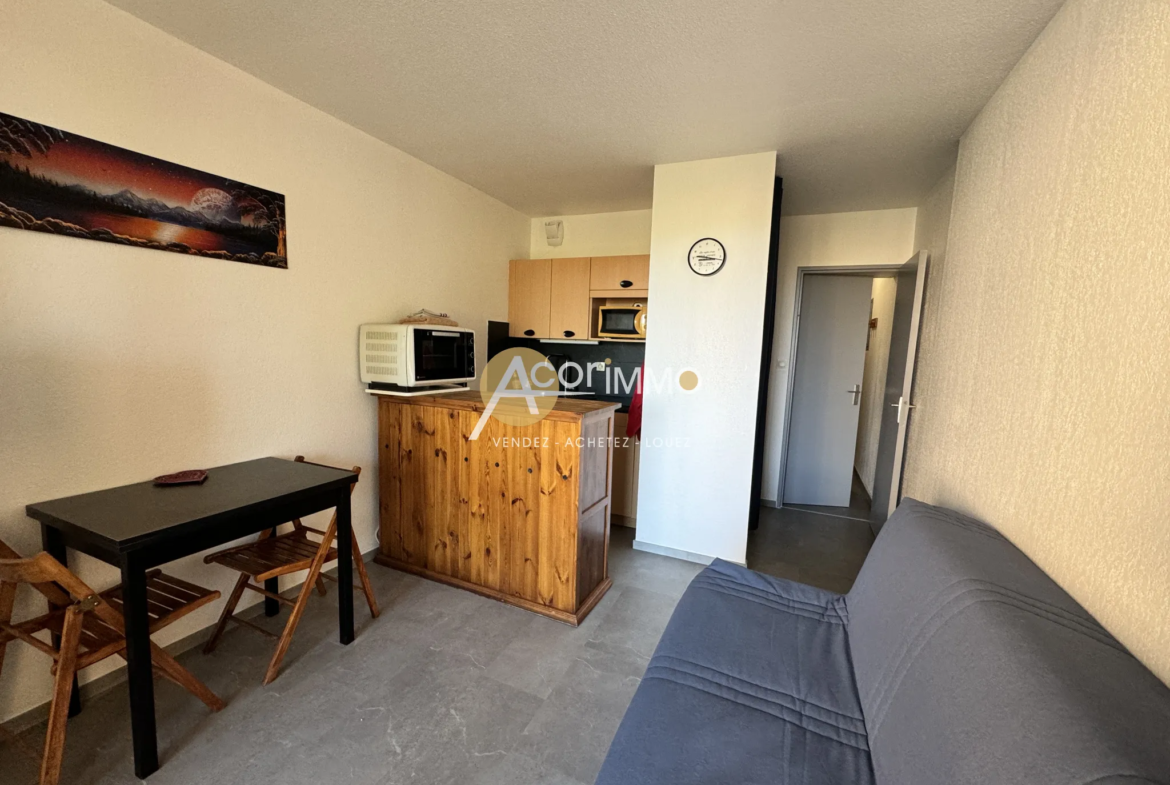 Agréable studio de 31 m² avec parking à Sanary-sur-Mer 