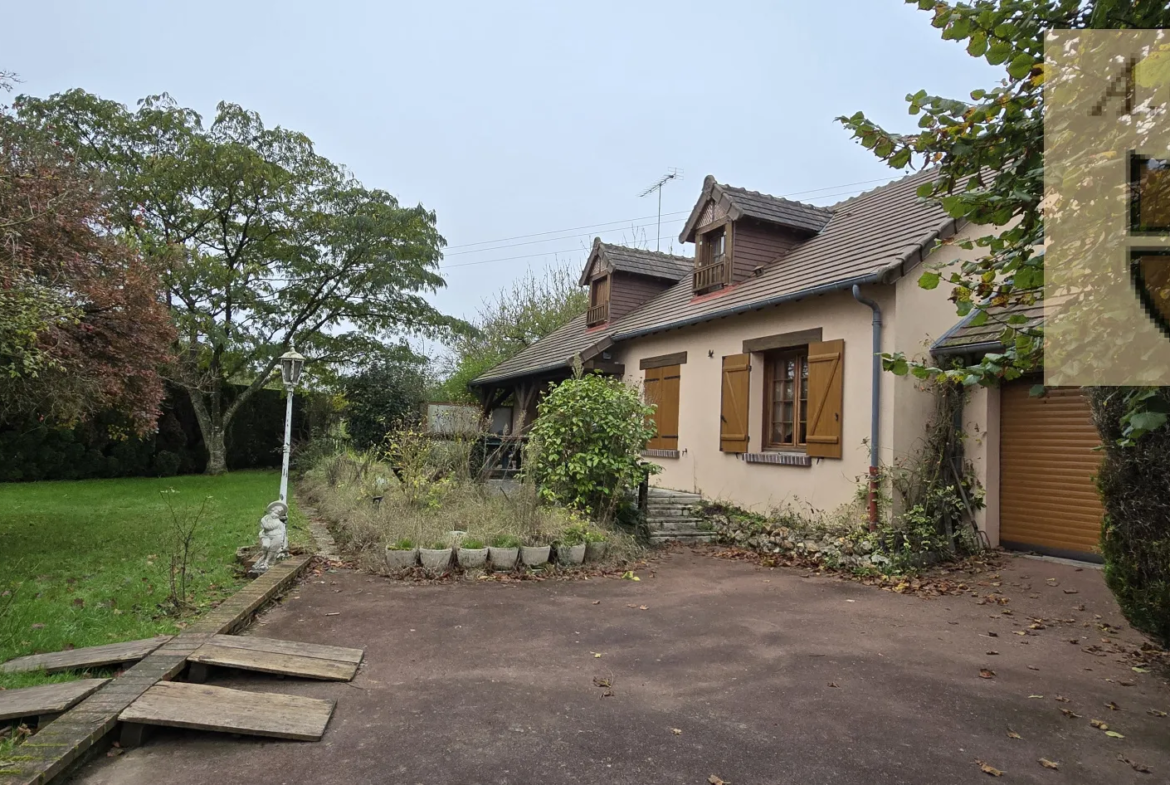 Pavillon spacieux avec 5 chambres à 15 min de Vendôme 