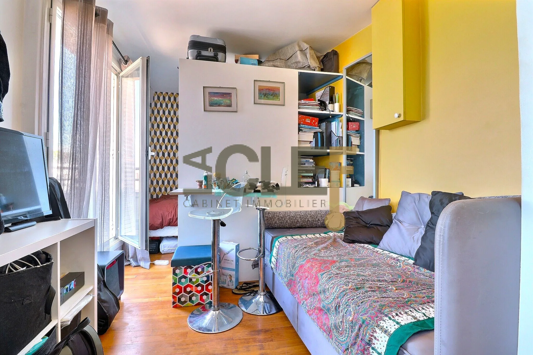 Studio à vendre Paris 15 - Dernier étage avec balcon et vue 