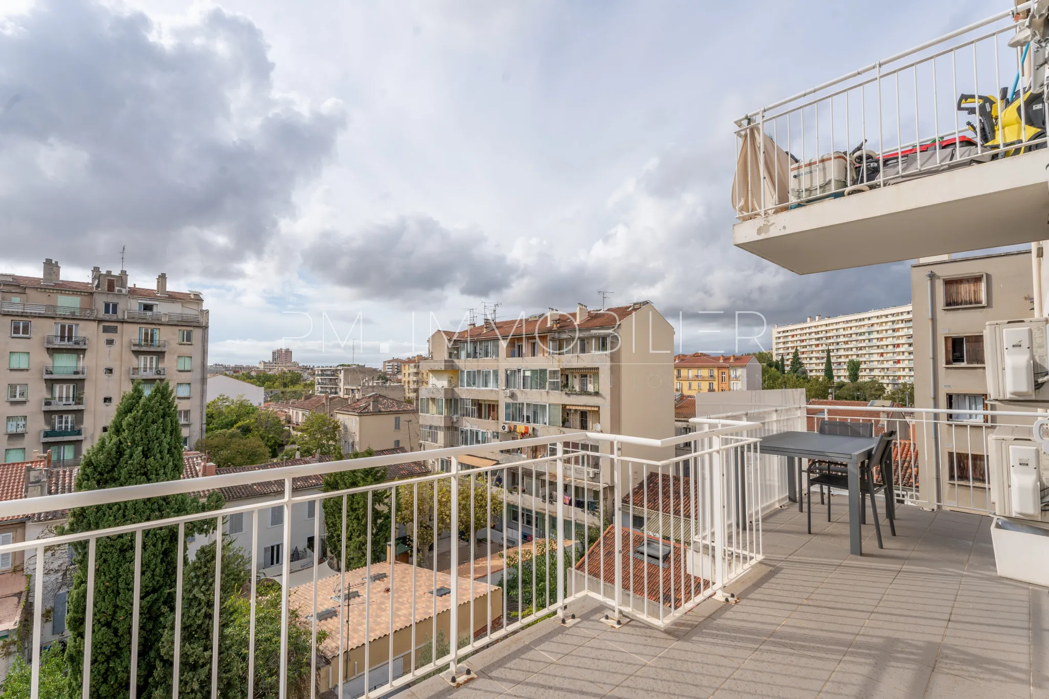 Charmant appartement avec terrasse à Saint-Pierre, Marseille 