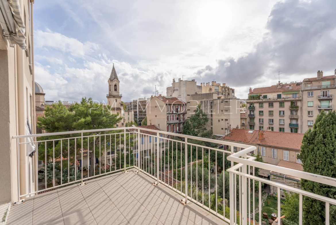 Charmant appartement avec terrasse à Saint-Pierre, Marseille 