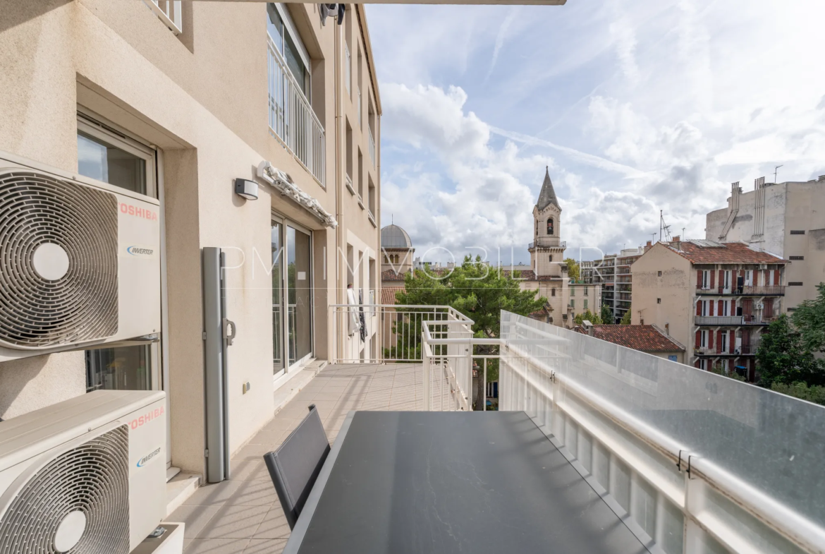 Charmant appartement avec terrasse à Saint-Pierre, Marseille 