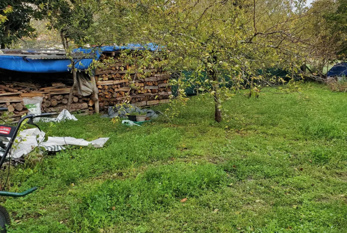 Maison à vendre à Talmont, 2 chambres avec jardin 