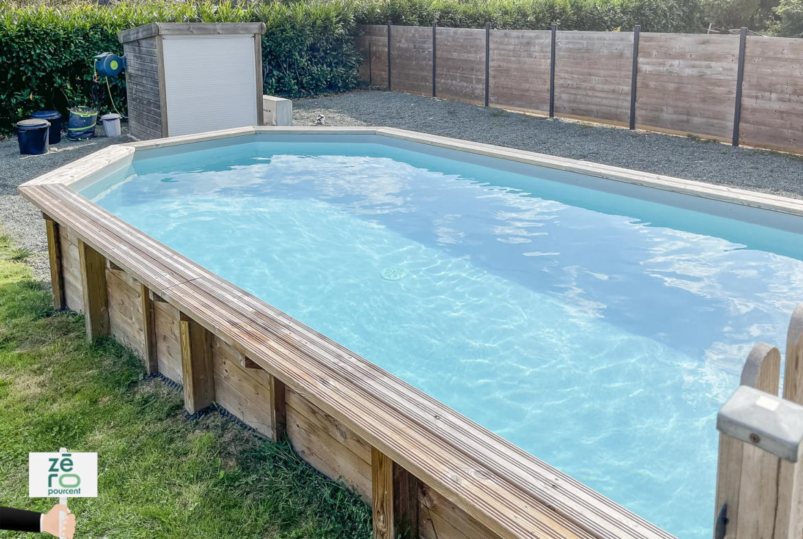 Maison rénovée avec piscine au Poiré sur Vie 