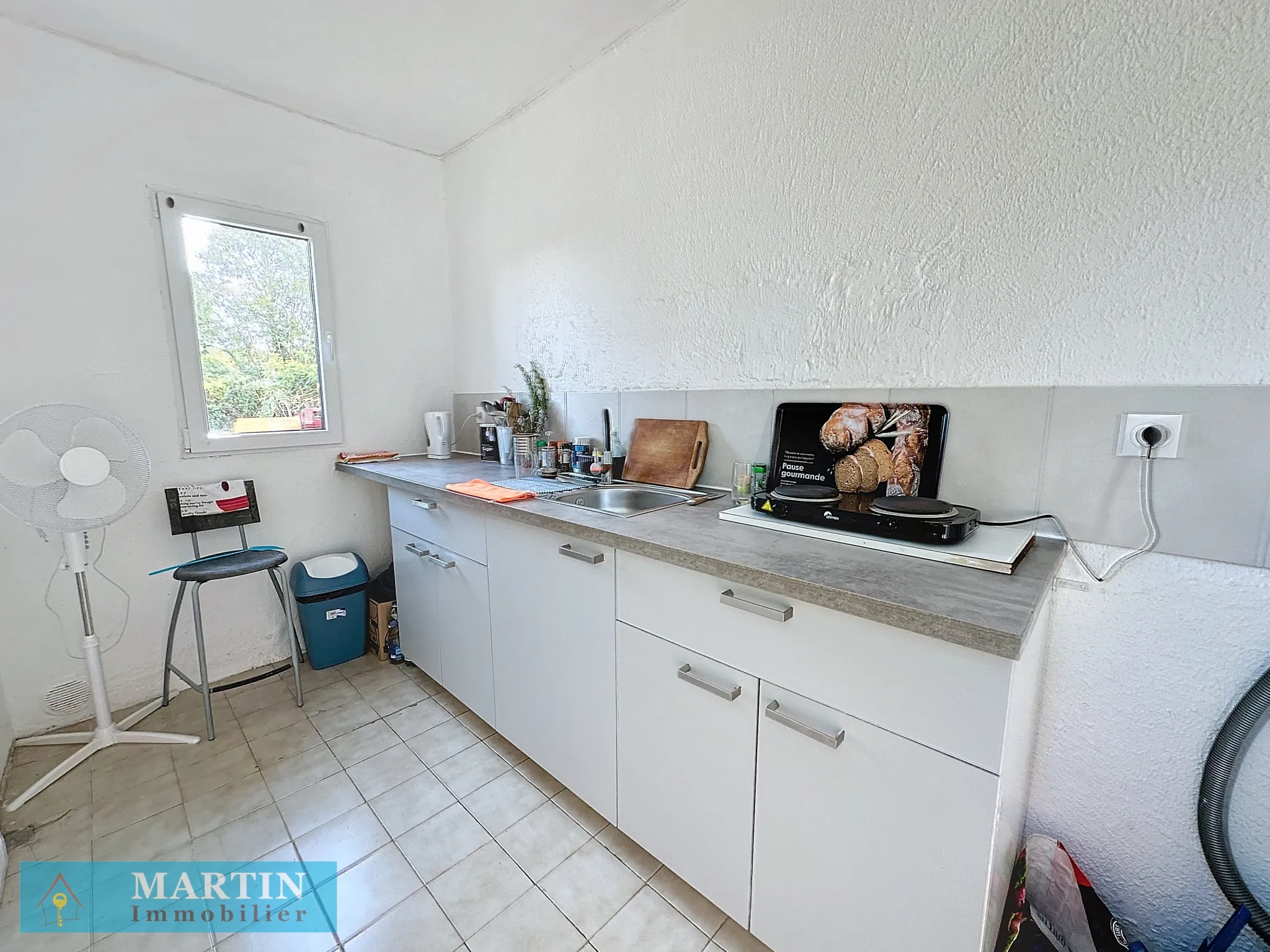 Appartement T2 avec jardinet et parking à Ceret 