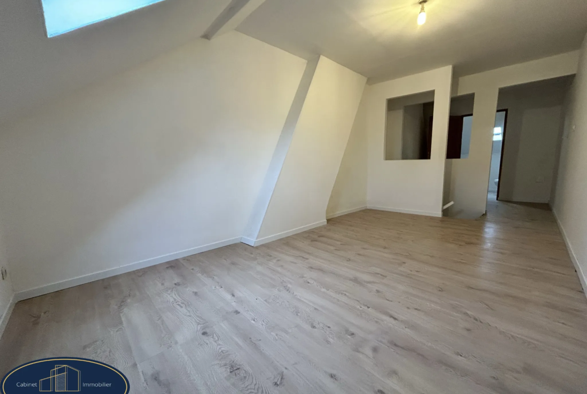 À vendre : Maison mitoyenne 3 chambres à Denain 