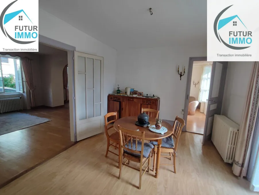 À vendre : Maison bourgeoise à Herimoncourt - Deux appartements 