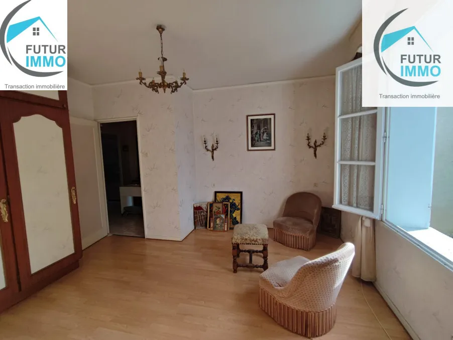 À vendre : Maison bourgeoise à Herimoncourt - Deux appartements 