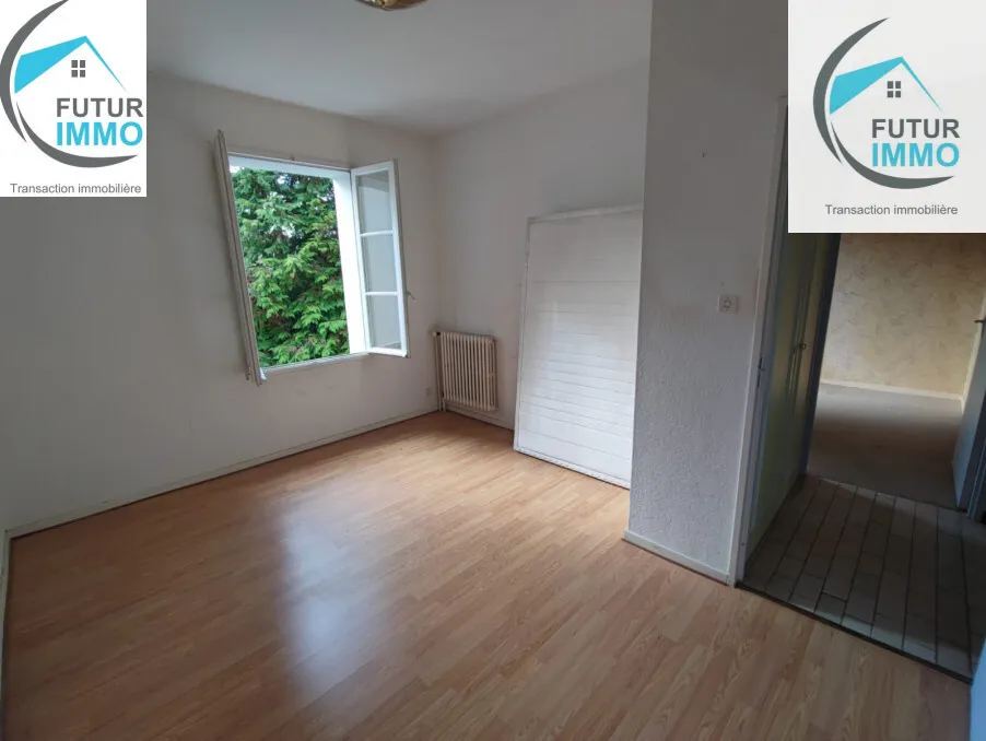 À vendre : Maison bourgeoise à Herimoncourt - Deux appartements 