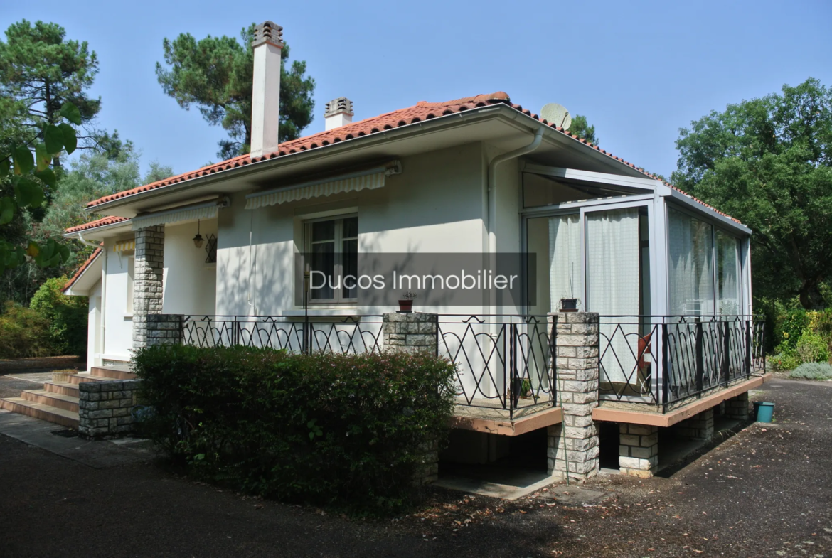 Maison traditionnelle avec terrain à Fourques sur Garonne 