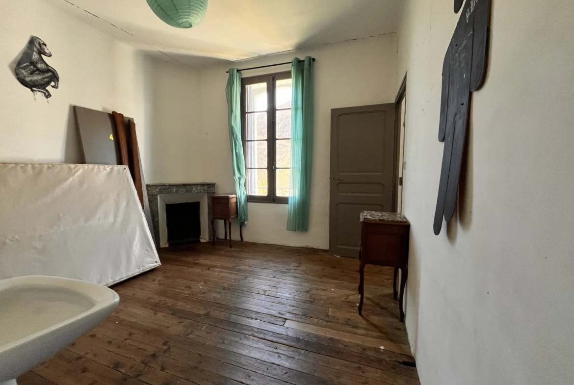 Maison ancienne avec piscine chauffée à Le Tech, en pleine nature 