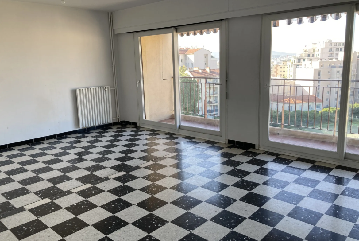 Appartement F4 avec aperçu mer à Toulon 