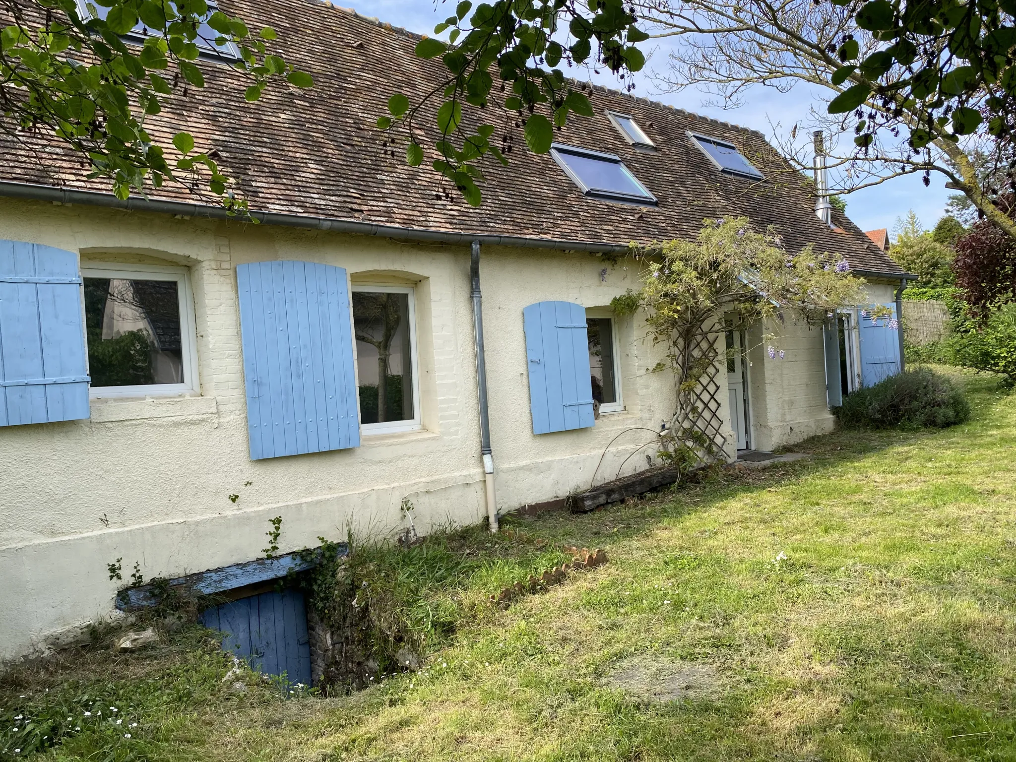 Maison traditionnelle à vendre à Fontaine Heudebourg - 160 000 € 